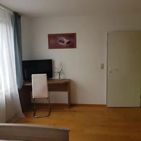 Vandrerhjem Awalon Zimmervermietung *